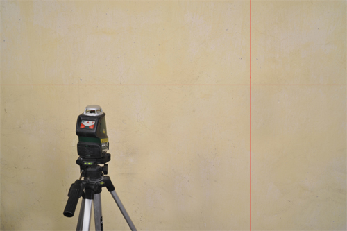 1. Pomiar ściany przy pomocy lasera